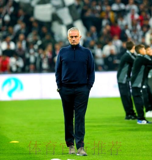 穆里尼奥:安切洛蒂不是网红型教练 他用冠军说话